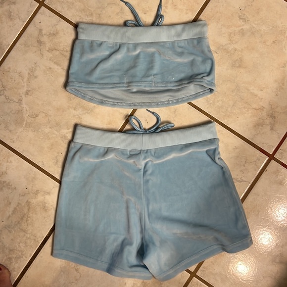 Matching velvety baby blue shorts and tube top! Top Medium Bottoms Small. - Picture 4 of 6